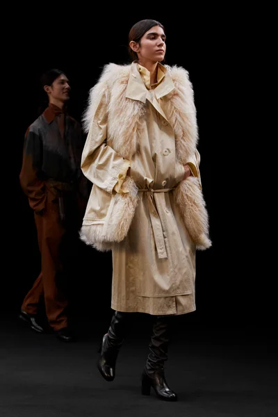 Look 56
